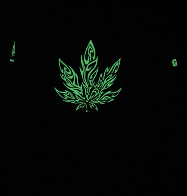 Glow in the dark pot leaf - Image 6
