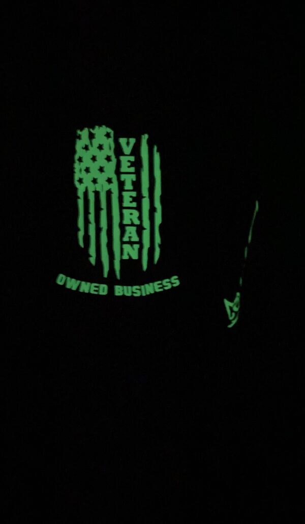 Glow in the dark pot leaf - Image 4